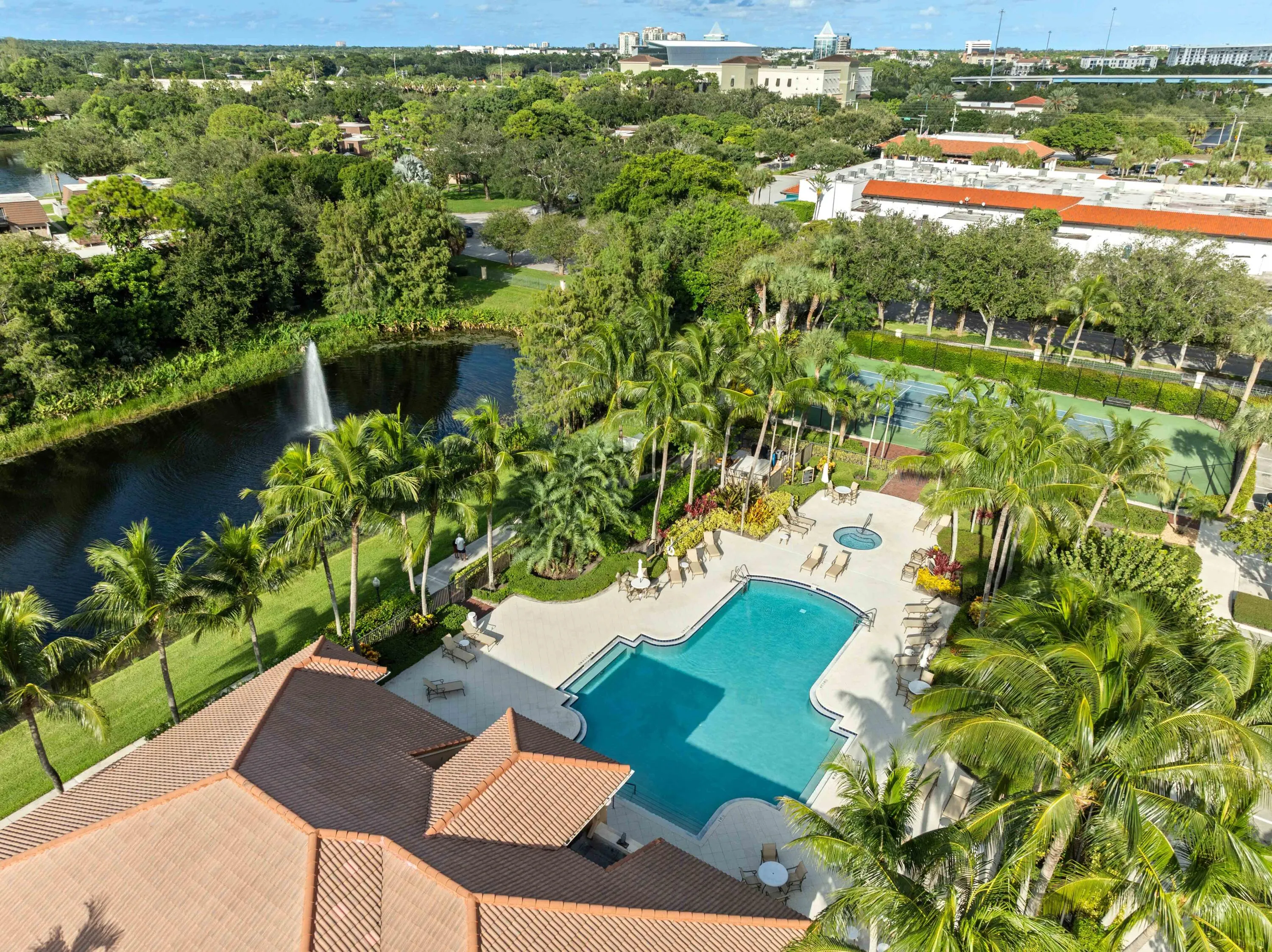 4883 Pga Boulevard, #305