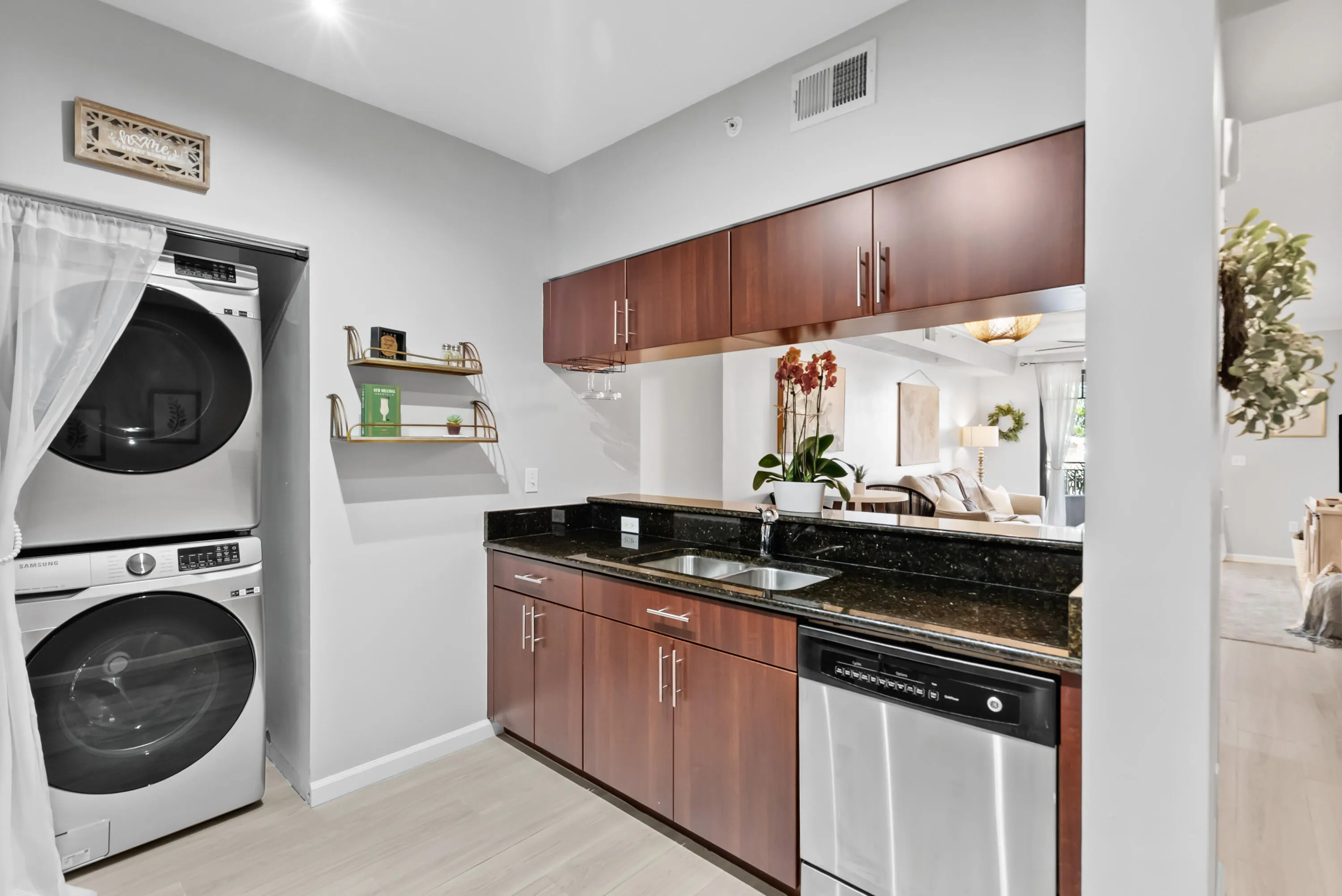 4883 Pga Boulevard, #305