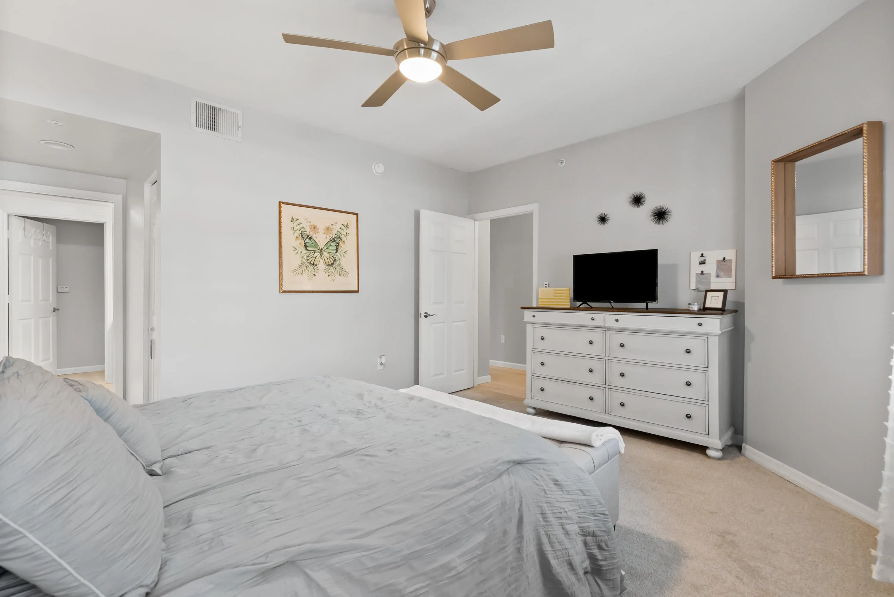 4883 Pga Boulevard, #305