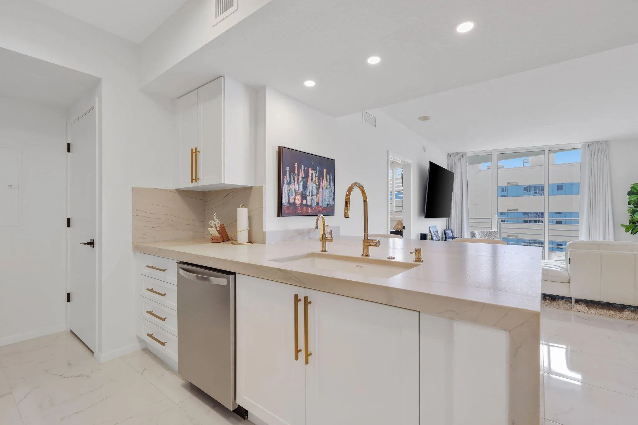 1551 N Flagler Drive, #1216