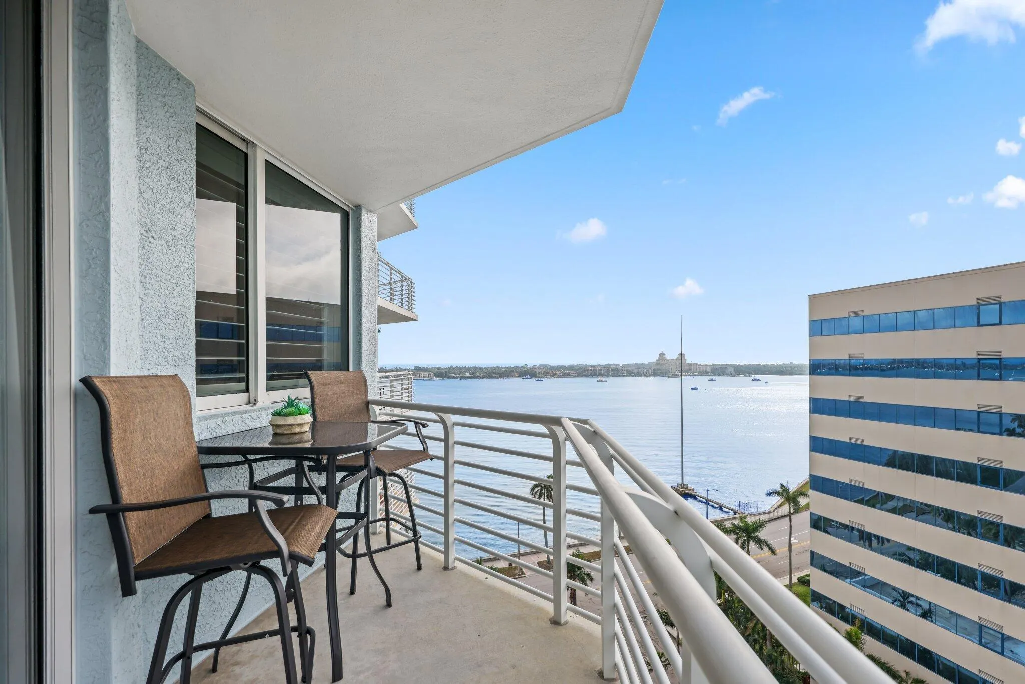 1551 N Flagler Drive, #1216