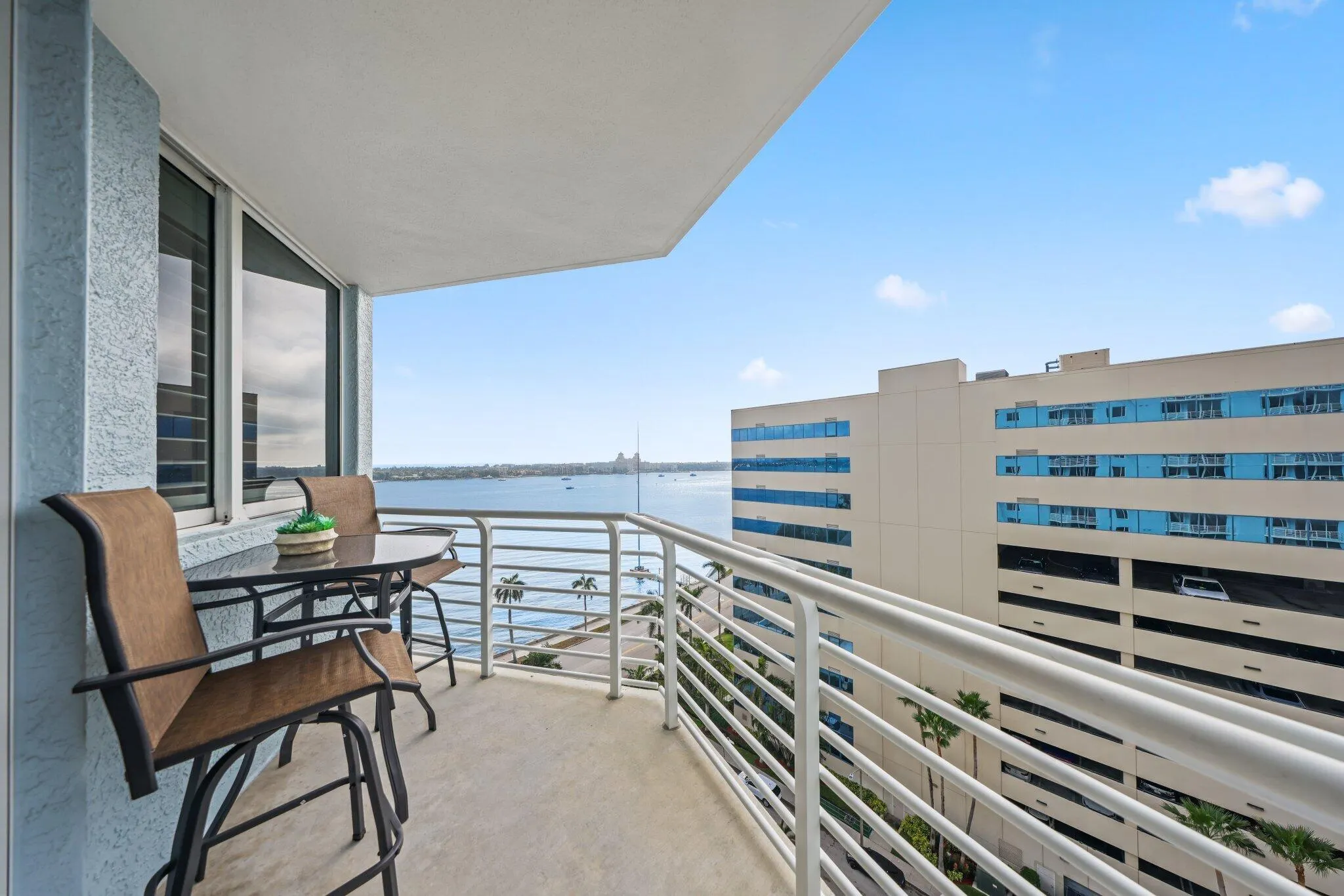 1551 N Flagler Drive, #1216