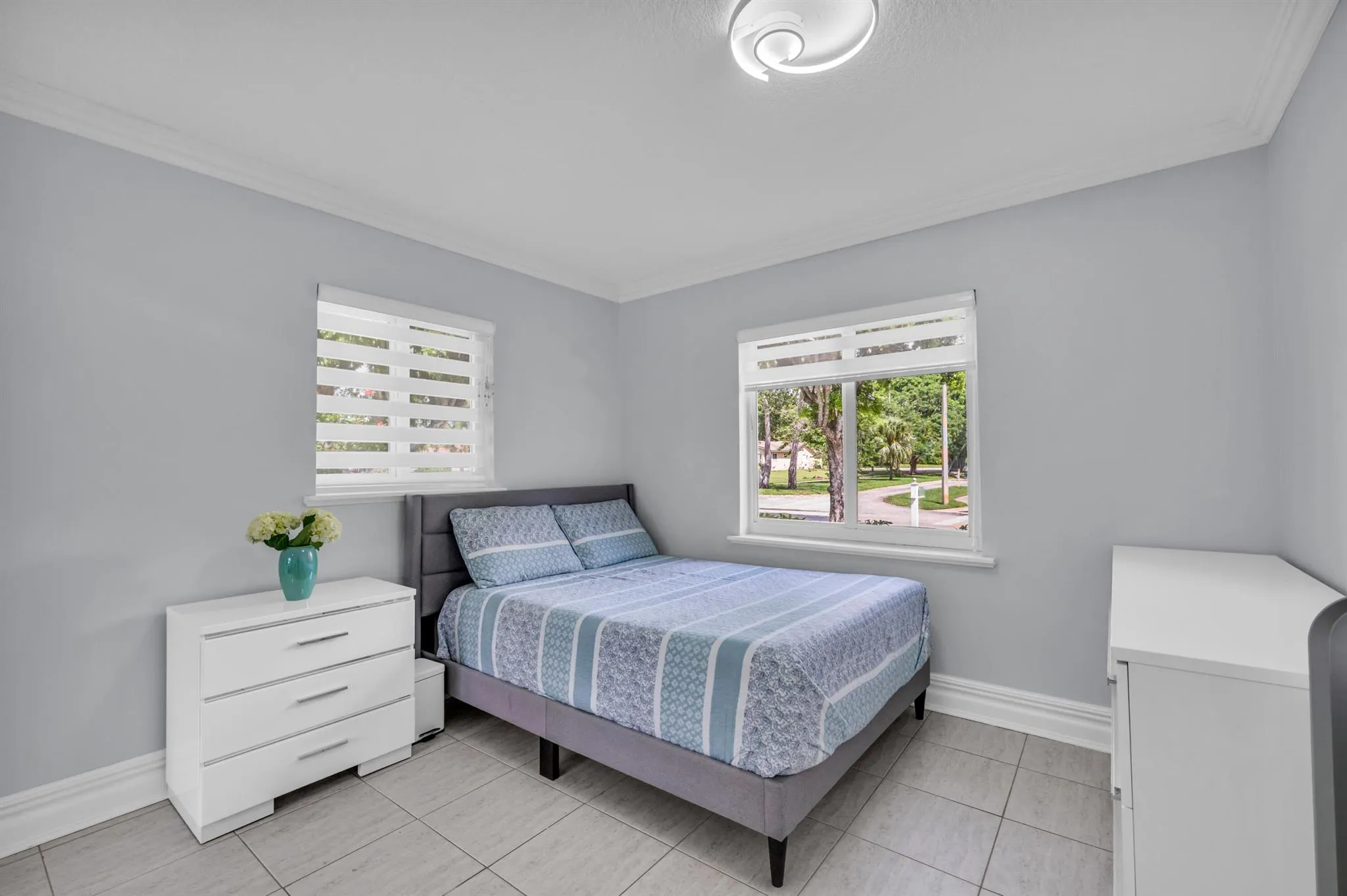 2598 NW 36th Street