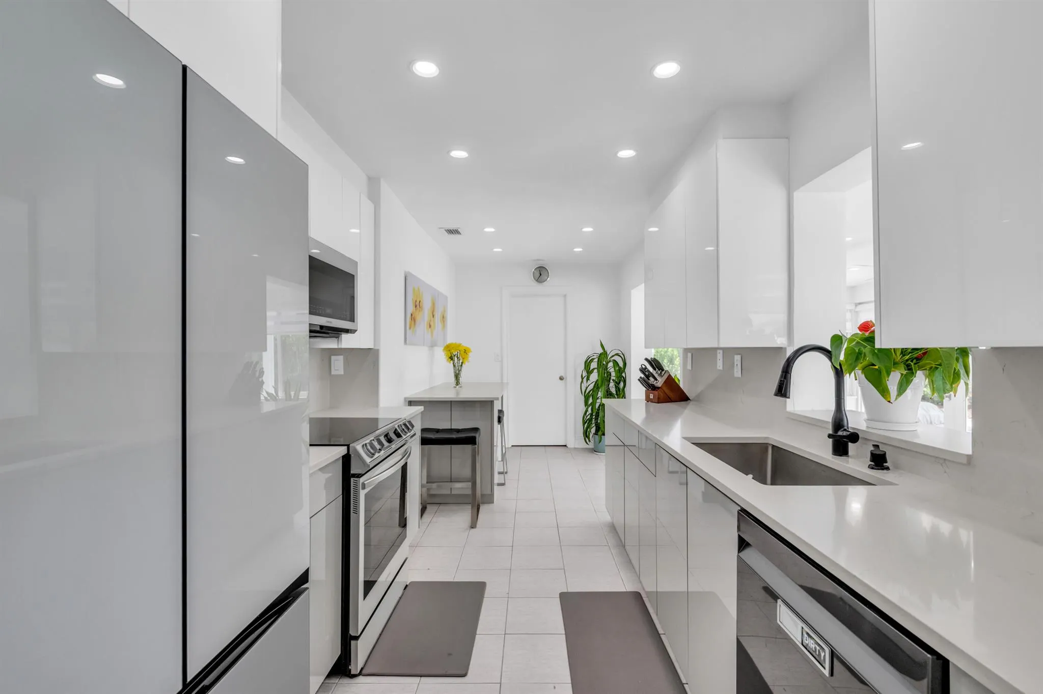 2598 NW 36th Street