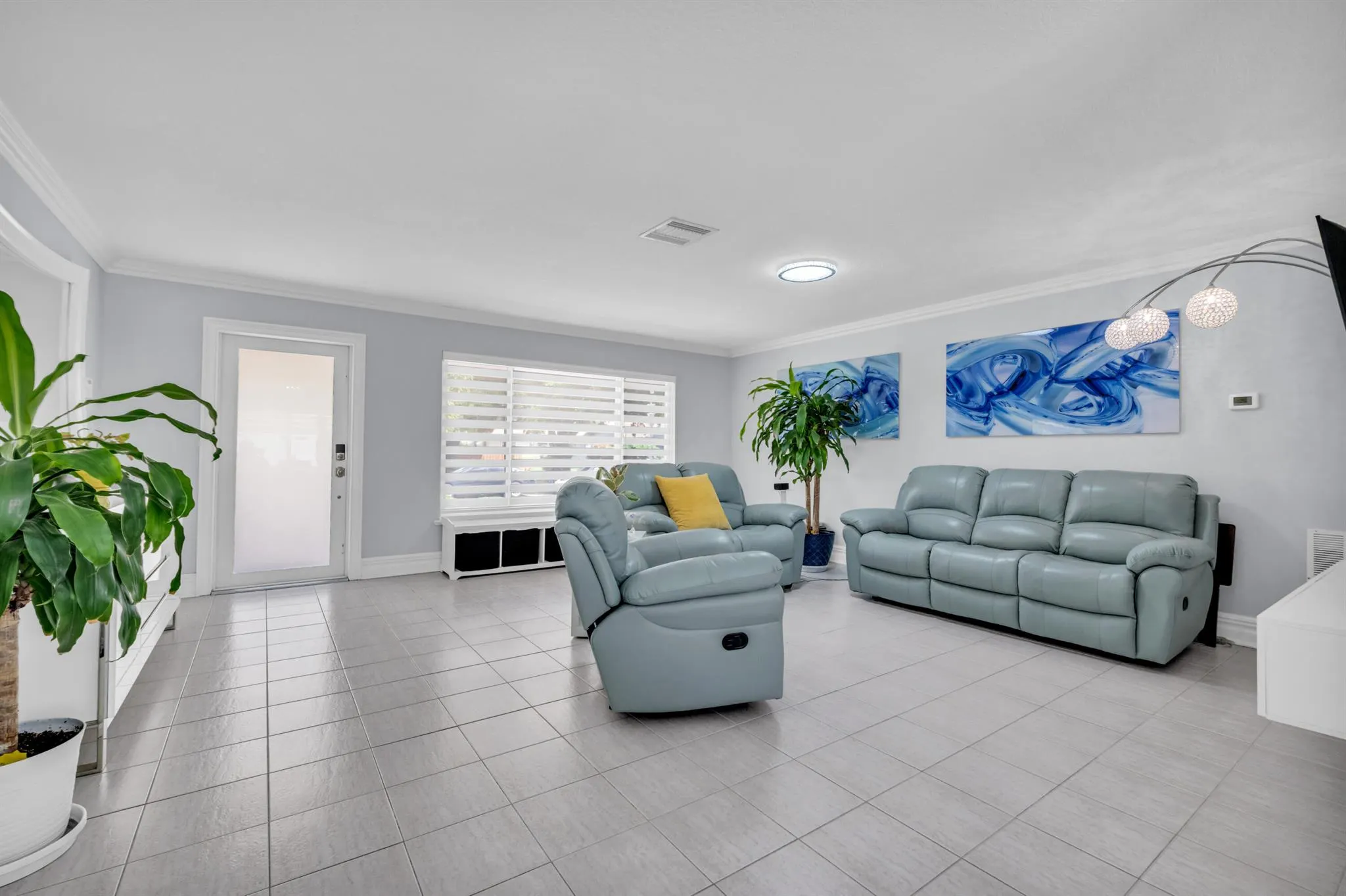 2598 NW 36th Street