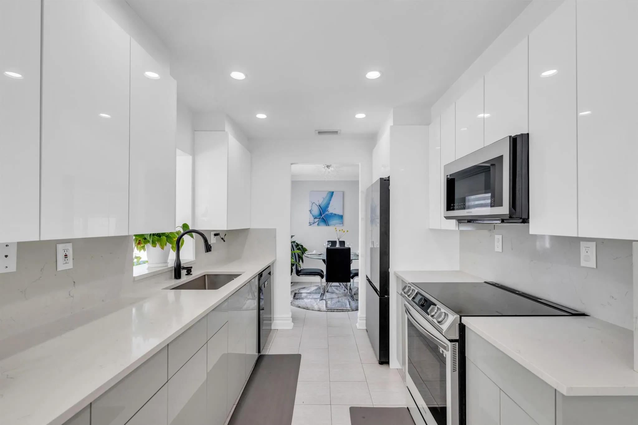2598 NW 36th Street
