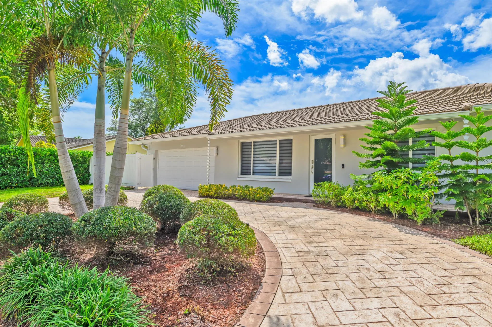 2598 NW 36th Street