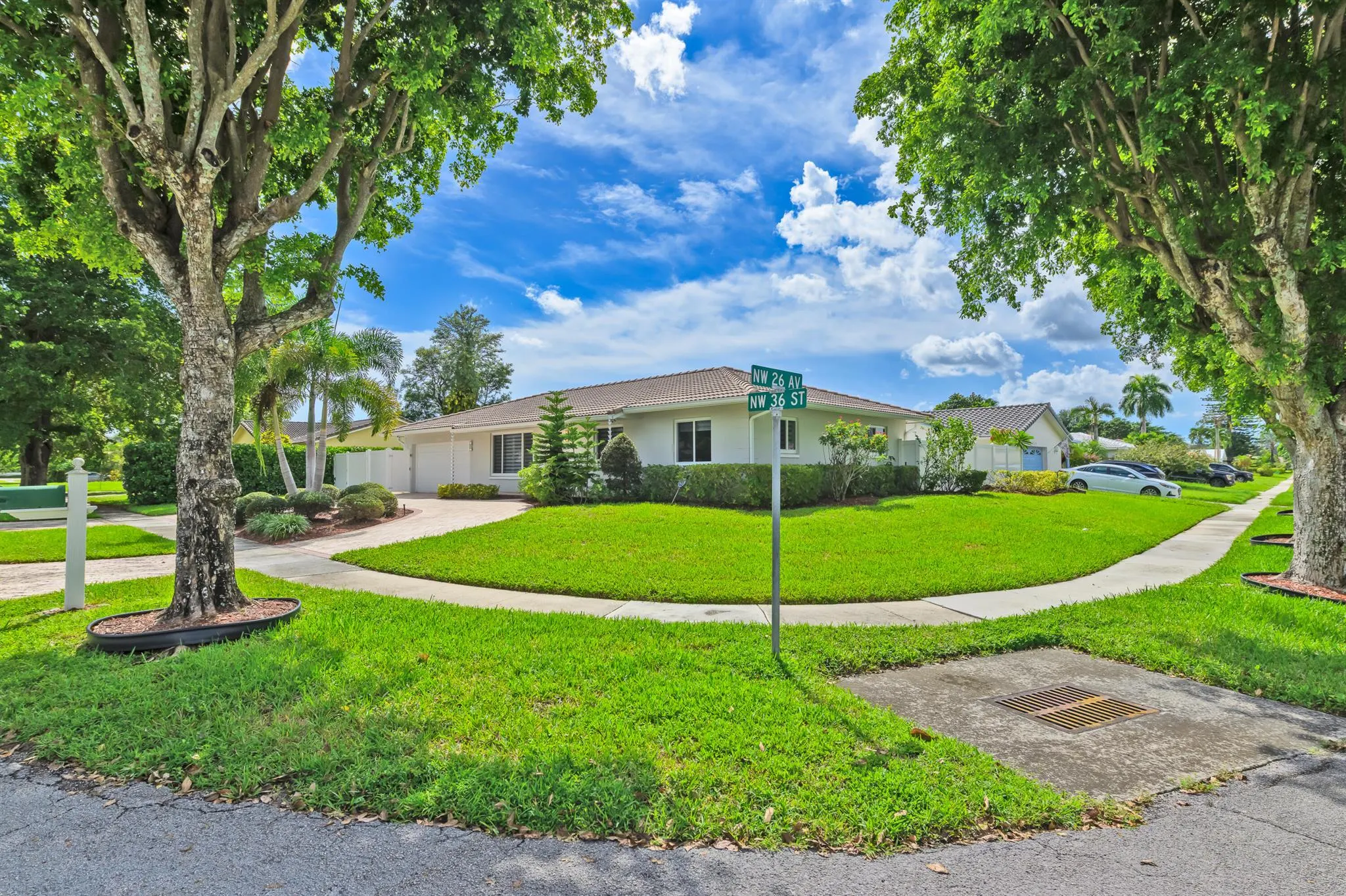 2598 NW 36th Street