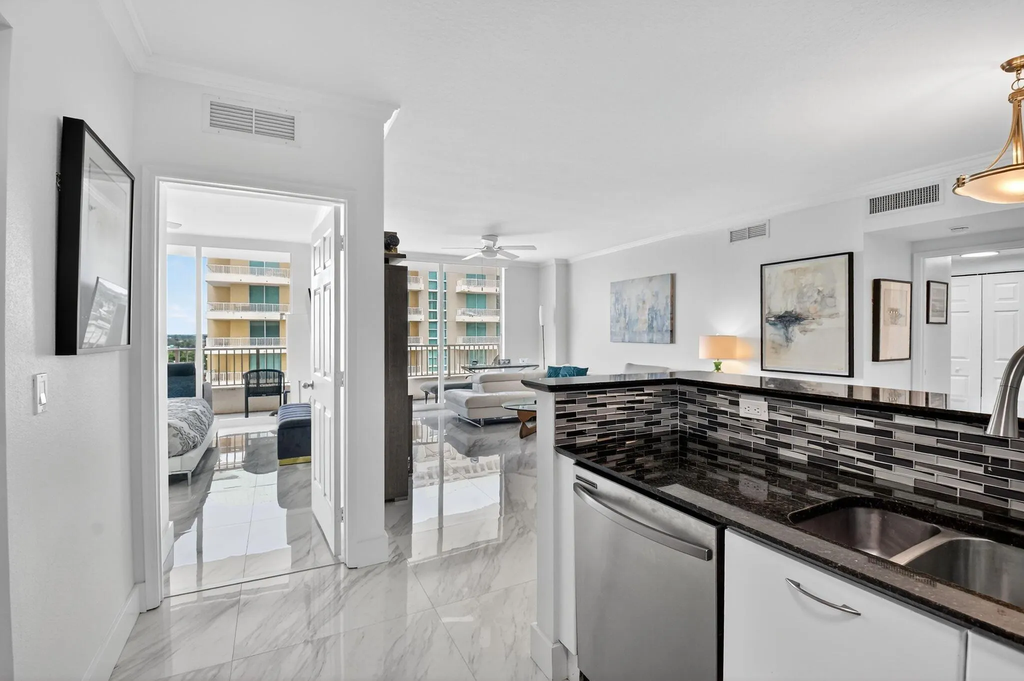 625 Casa Loma Boulevard, #1409