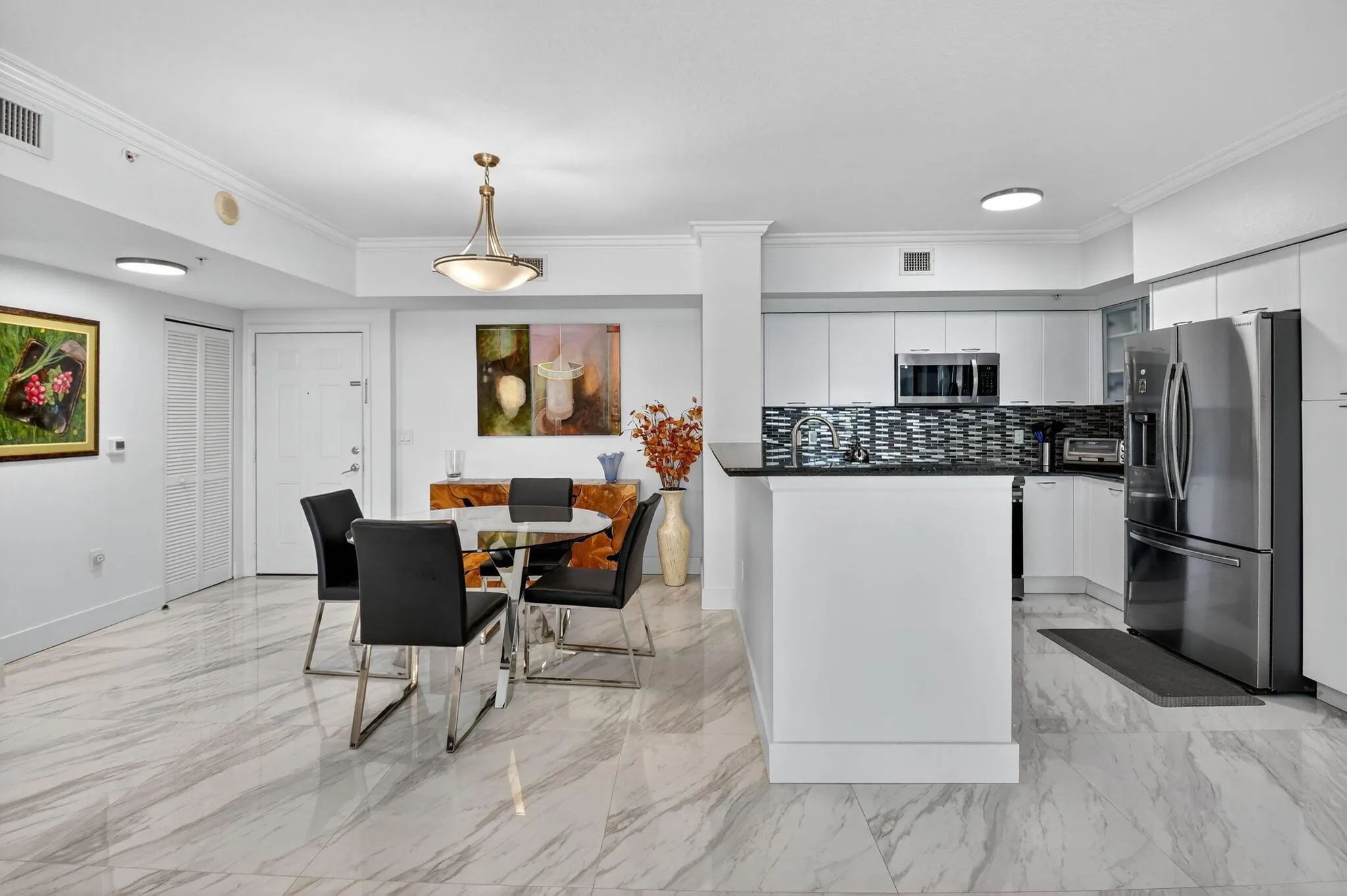 625 Casa Loma Boulevard, #1409