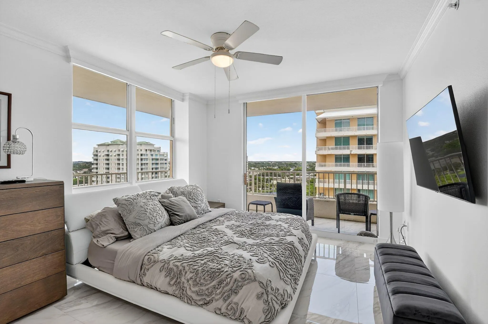 625 Casa Loma Boulevard, #1409