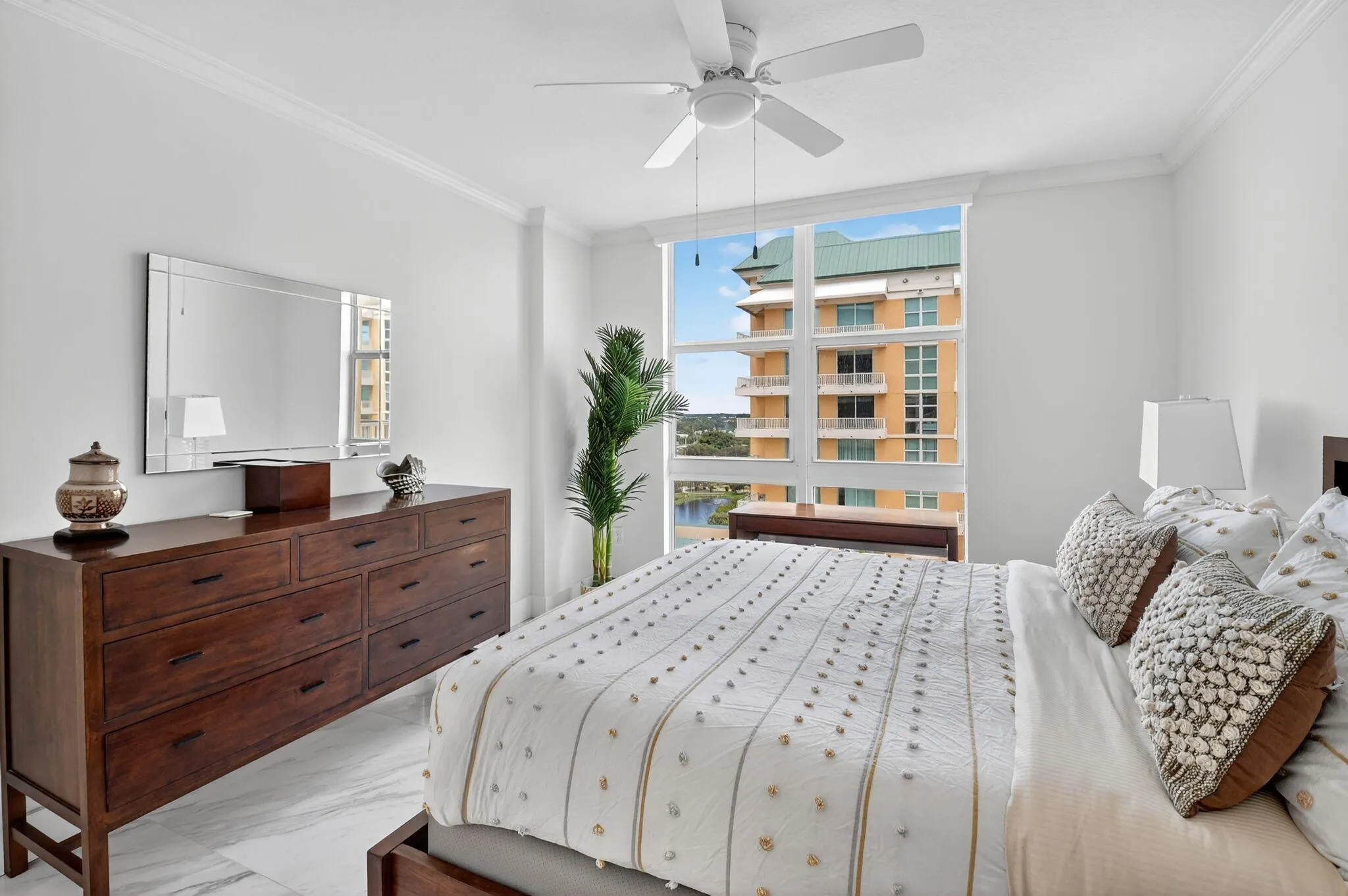 625 Casa Loma Boulevard, #1409