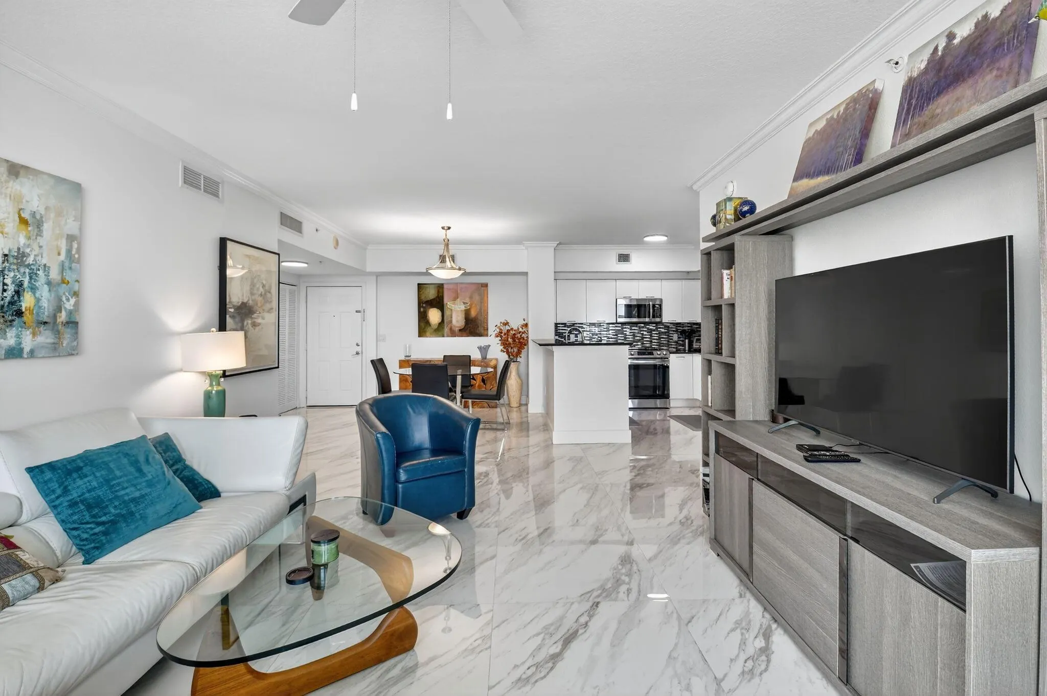 625 Casa Loma Boulevard, #1409