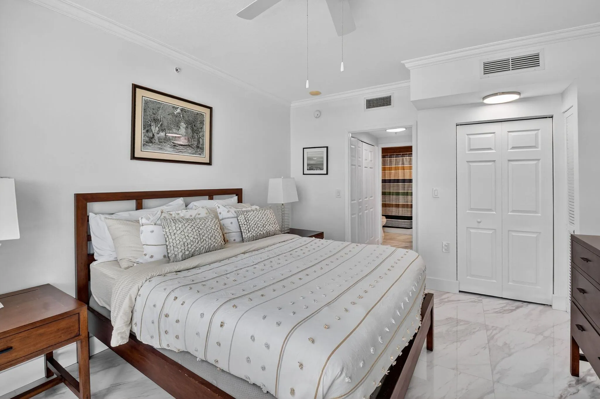 625 Casa Loma Boulevard, #1409