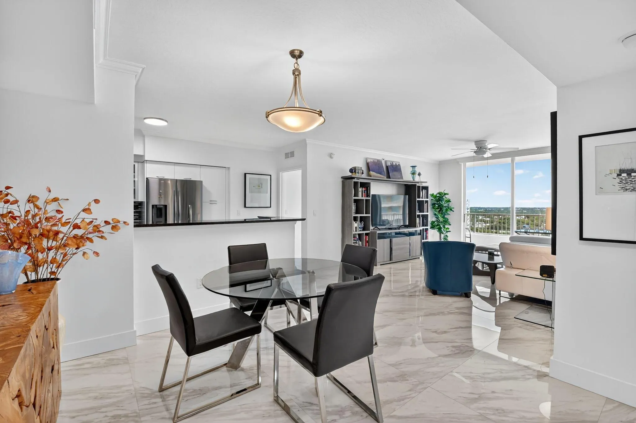625 Casa Loma Boulevard, #1409