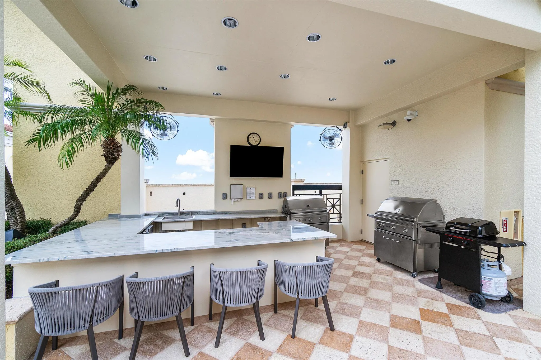 701 S Olive Avenue, #1817