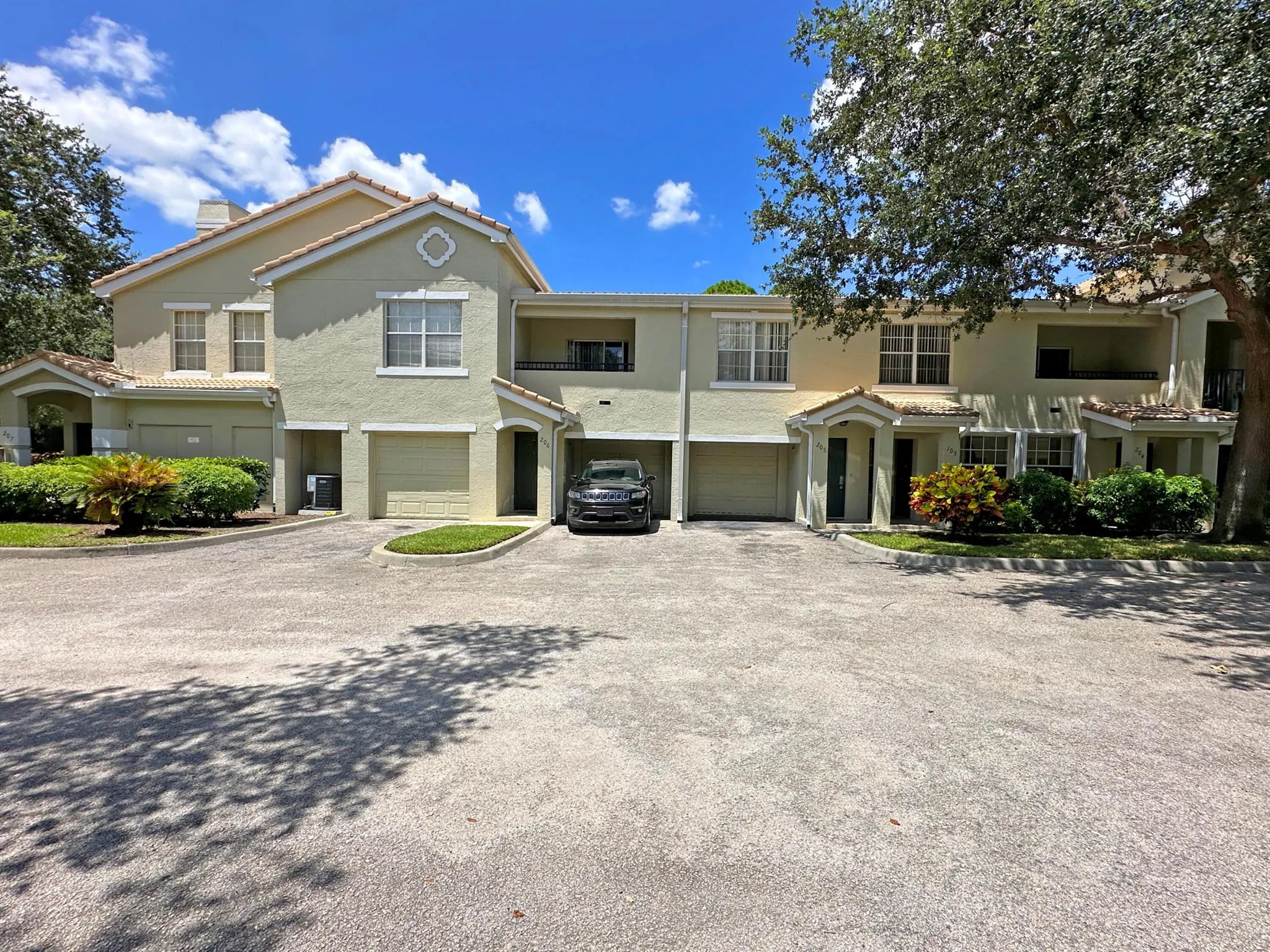 108 SW Peacock Boulevard, #5-105