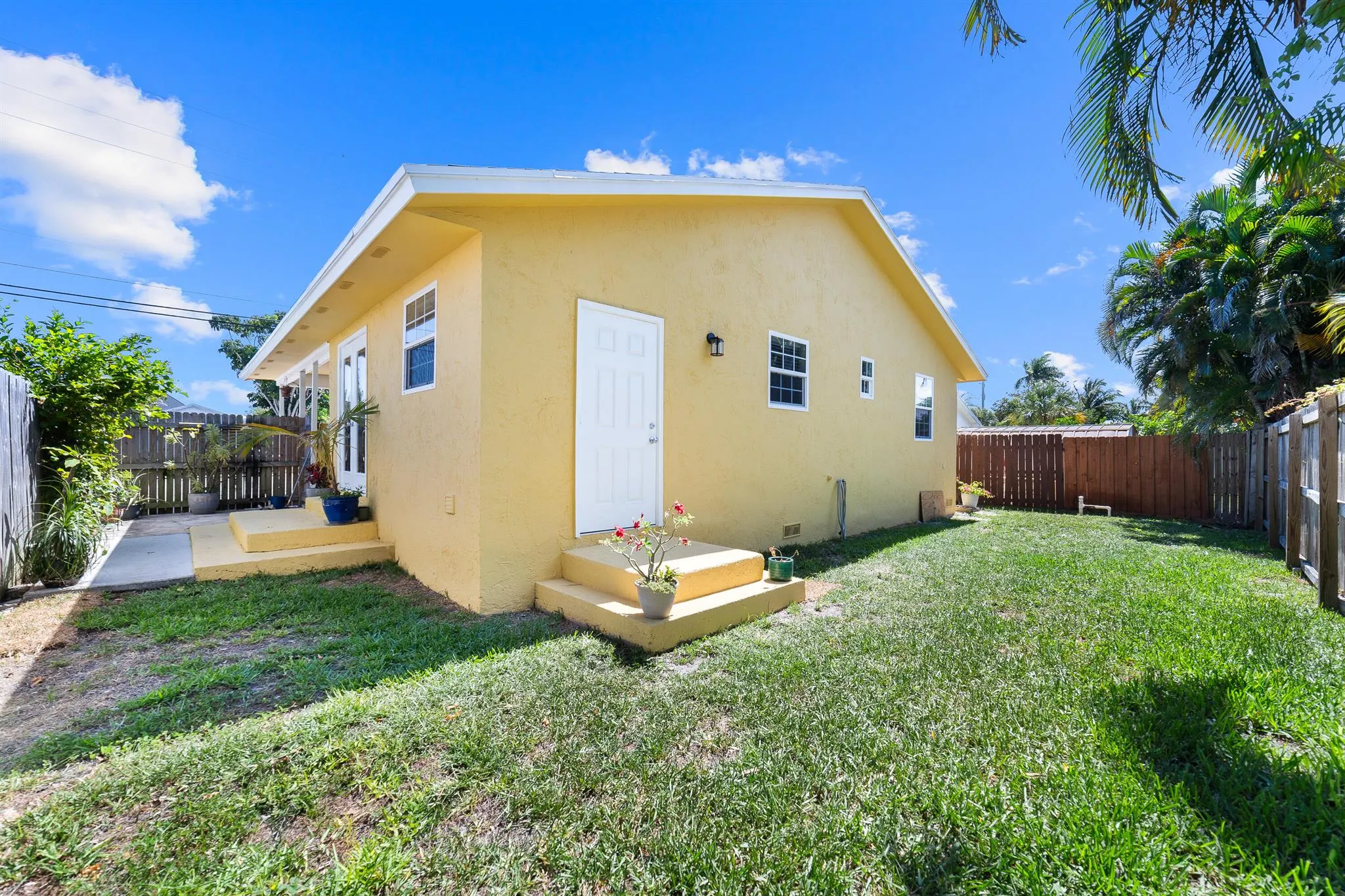 1853 Holman Drive