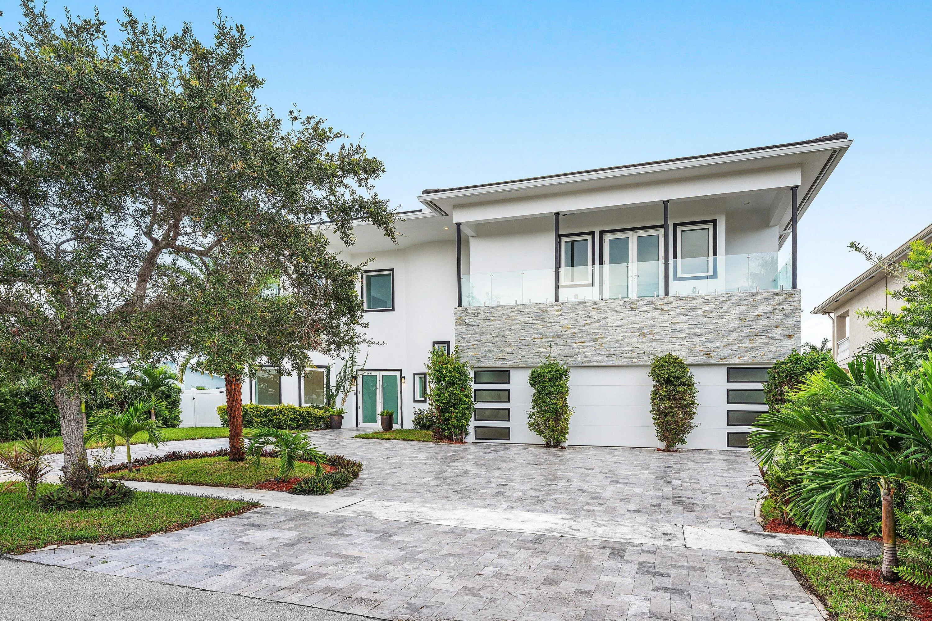 2641 NE 48th Street