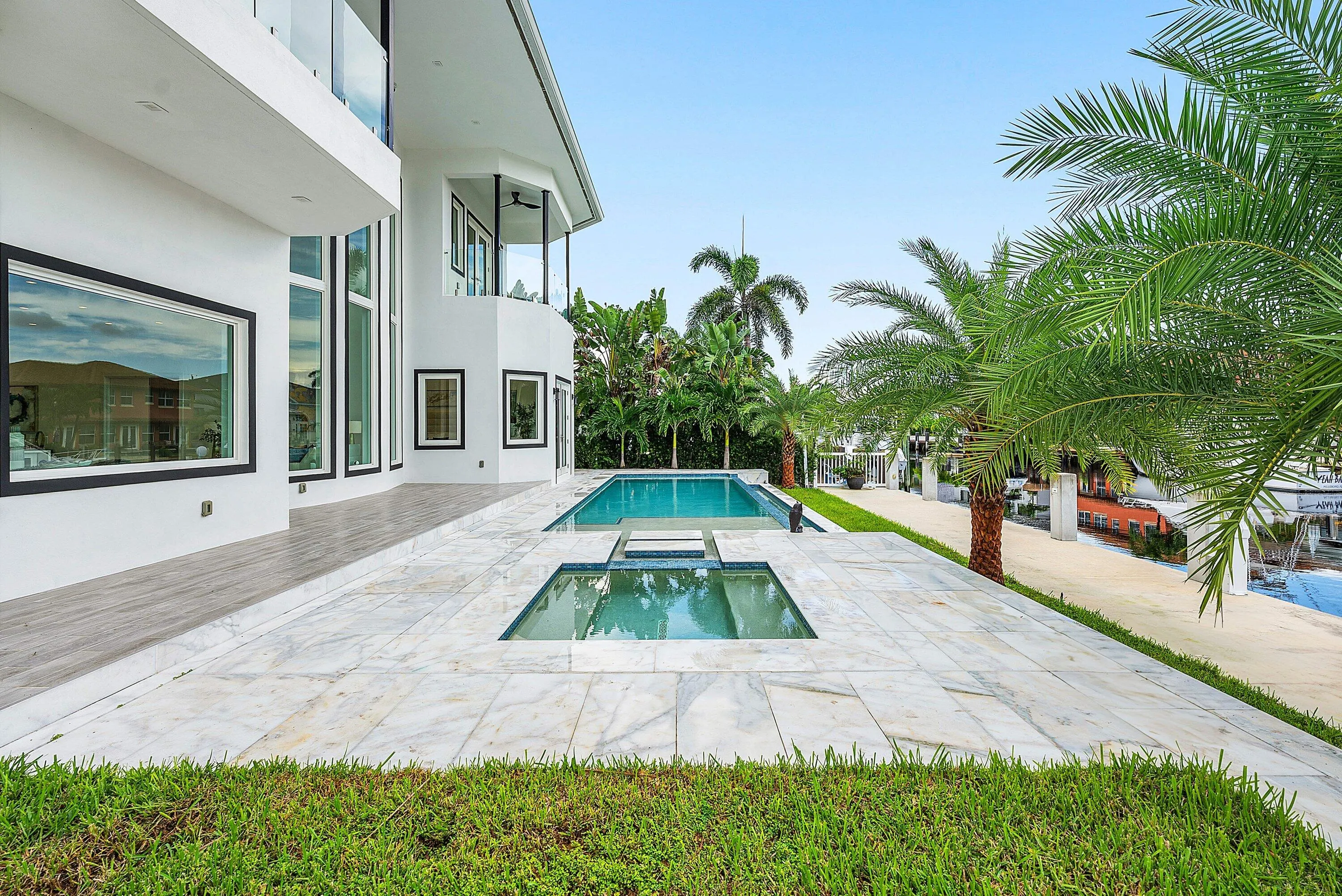 2641 NE 48th Street