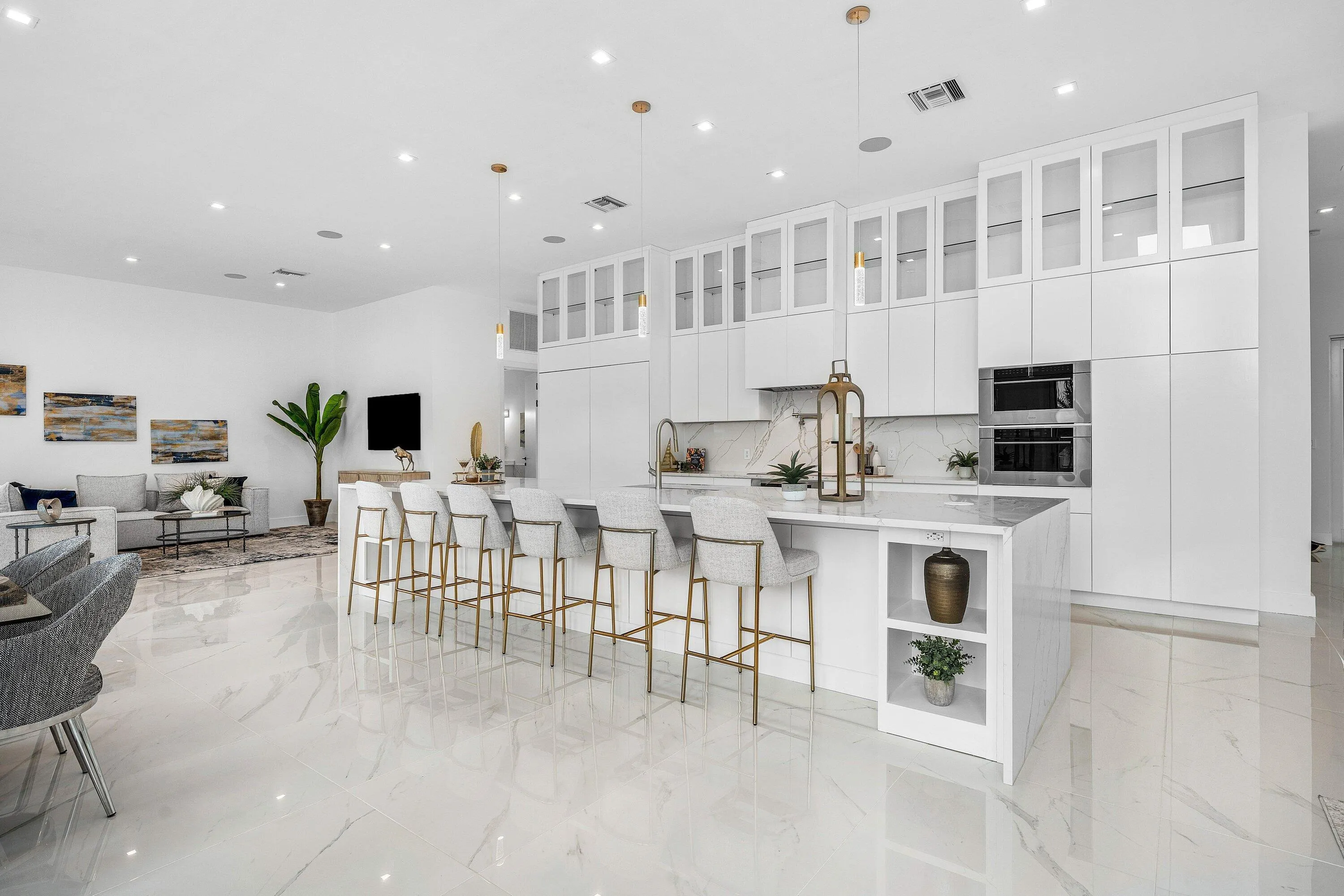 2641 NE 48th Street