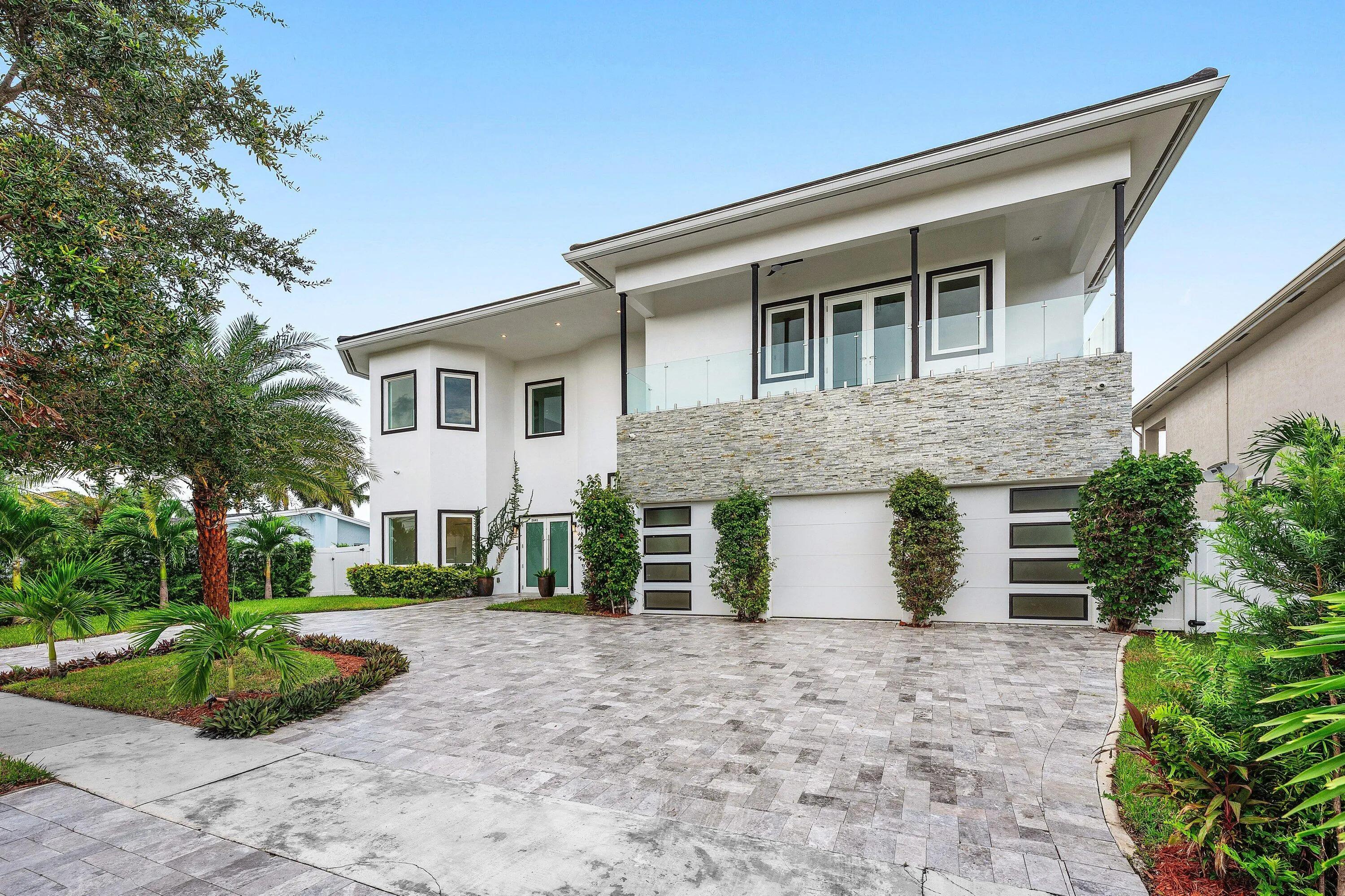 2641 NE 48th Street