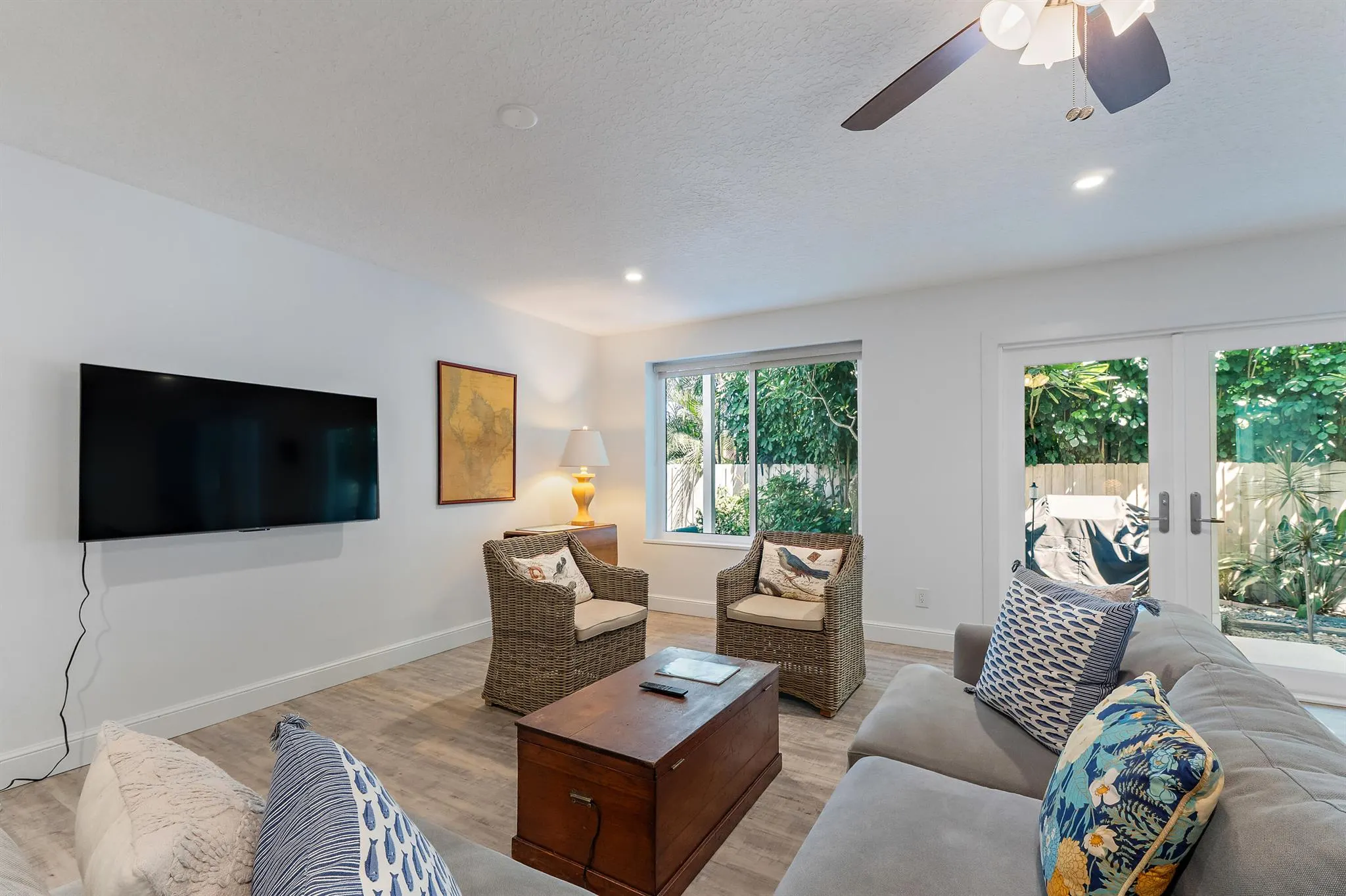 3463 Canal Court