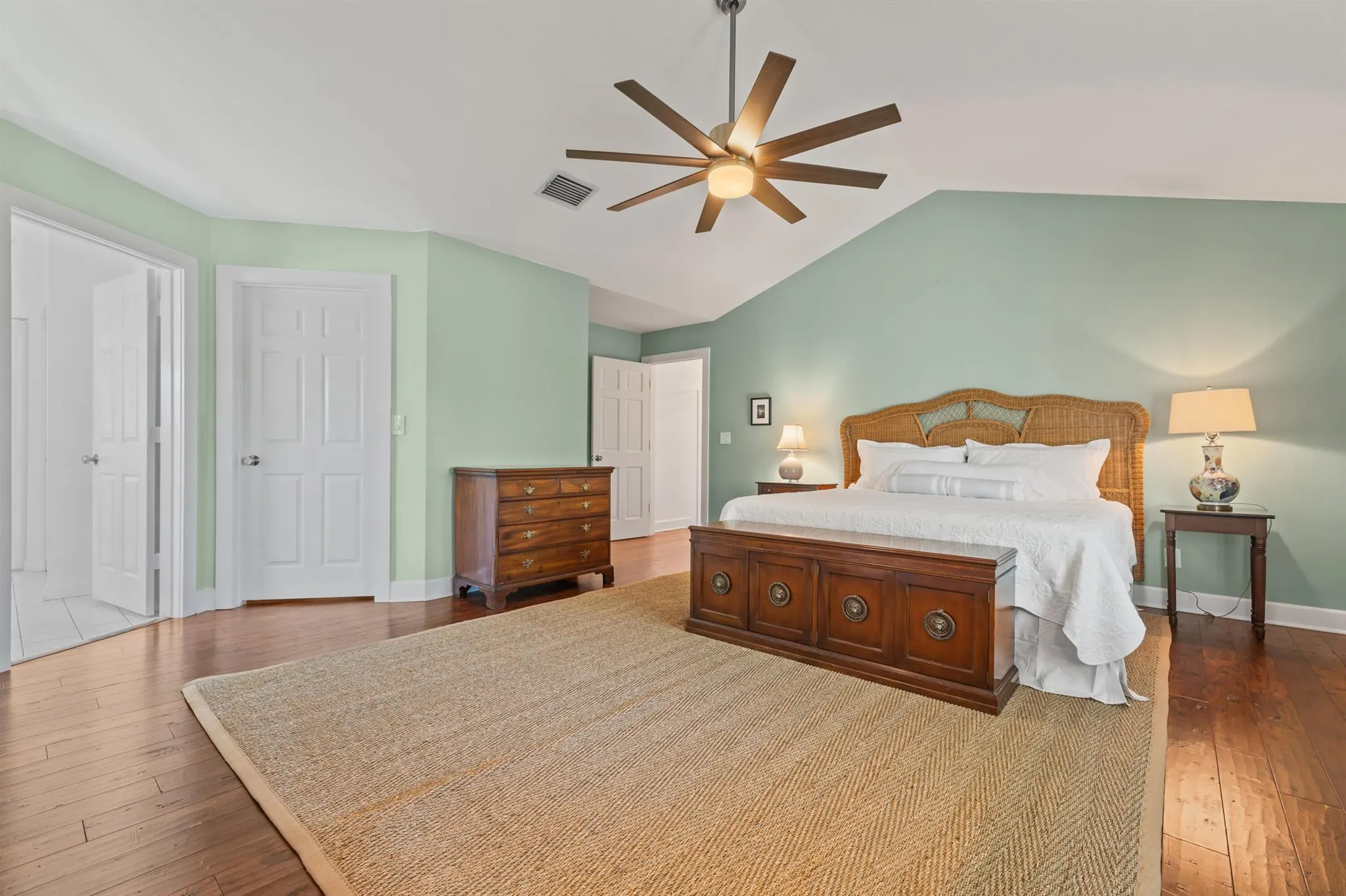 3463 Canal Court