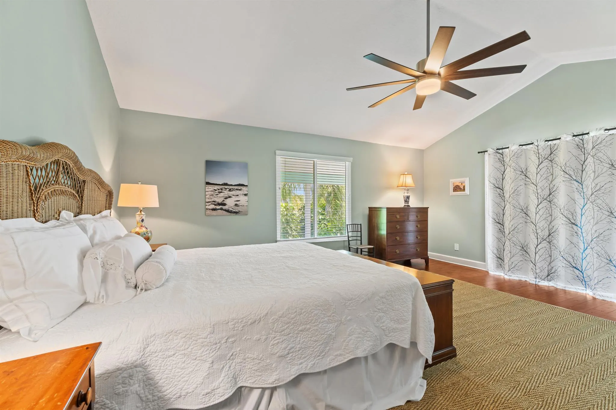 3463 Canal Court