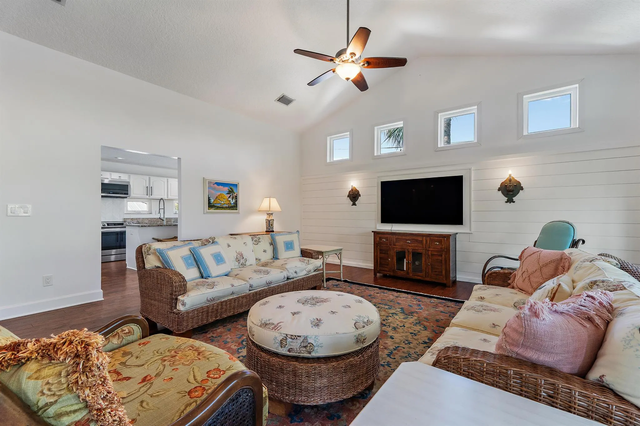 3463 Canal Court