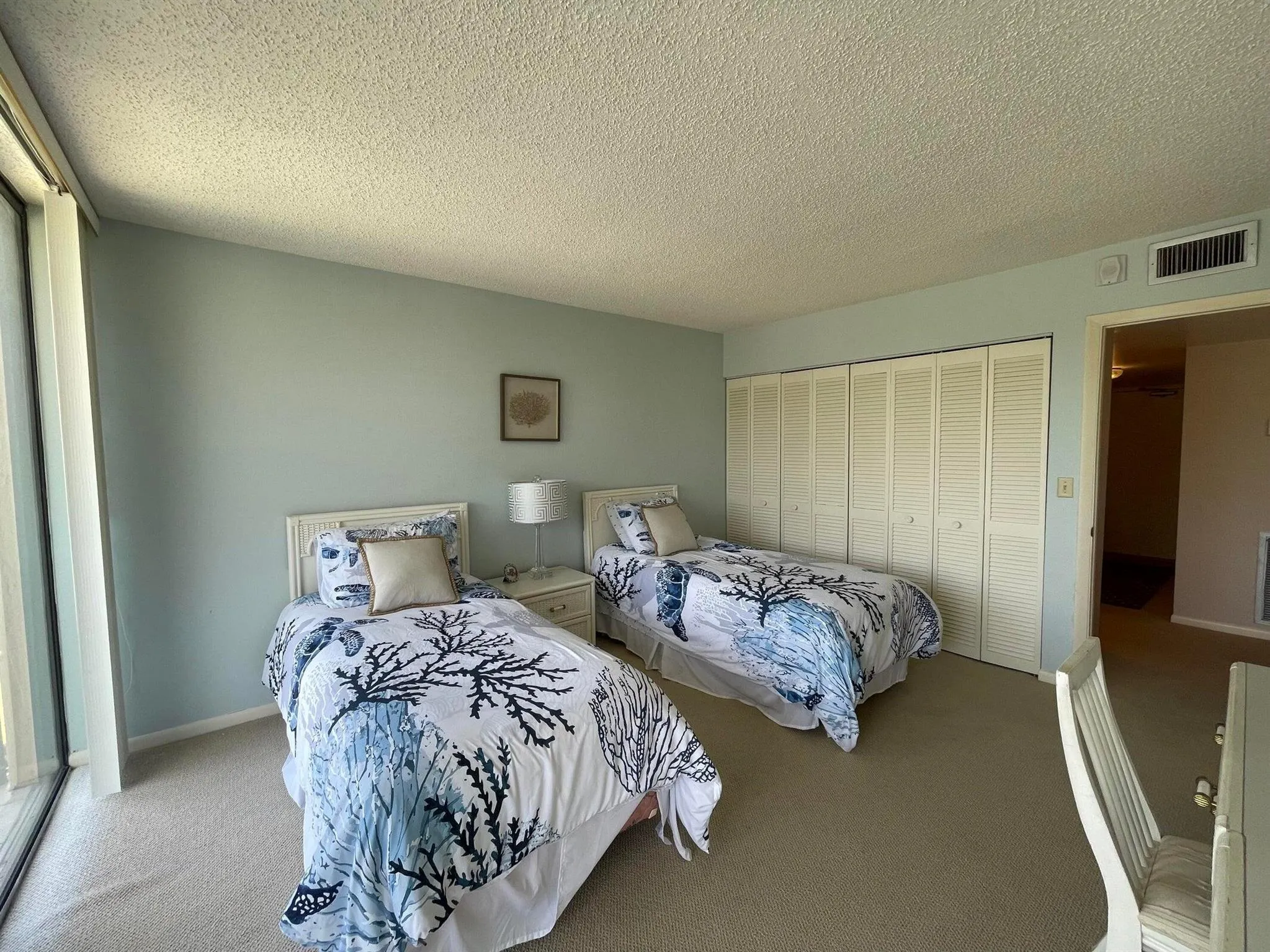 799 Jeffery Street, #302