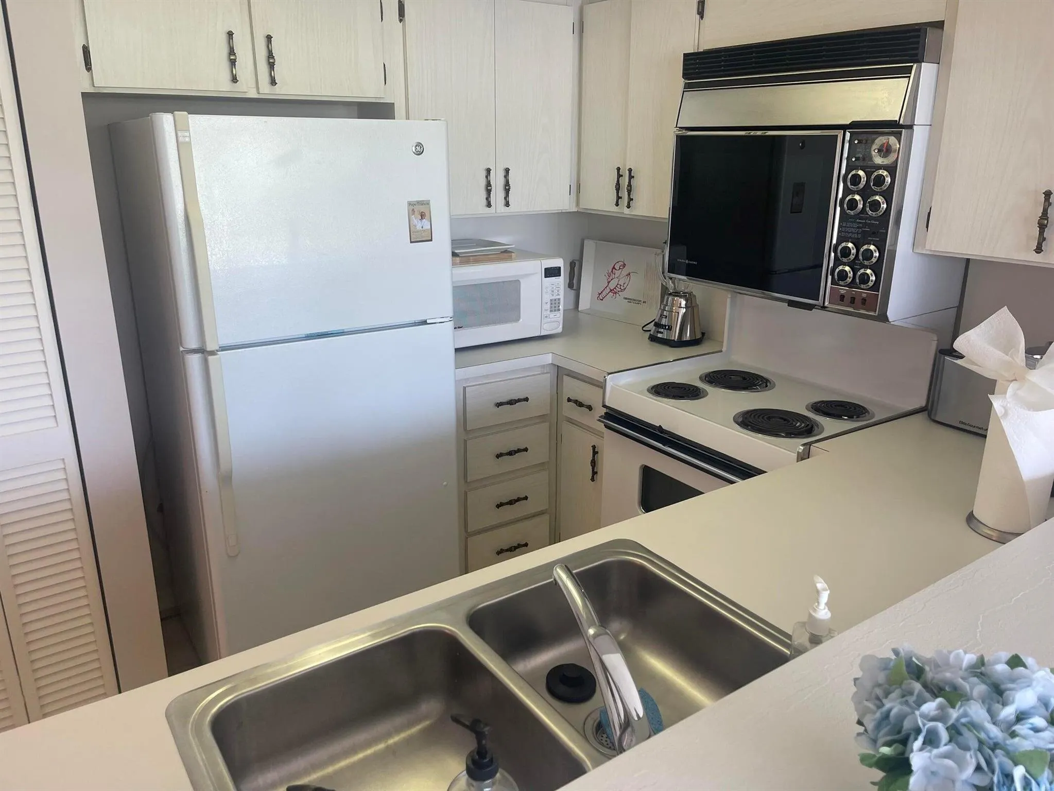 799 Jeffery Street, #302