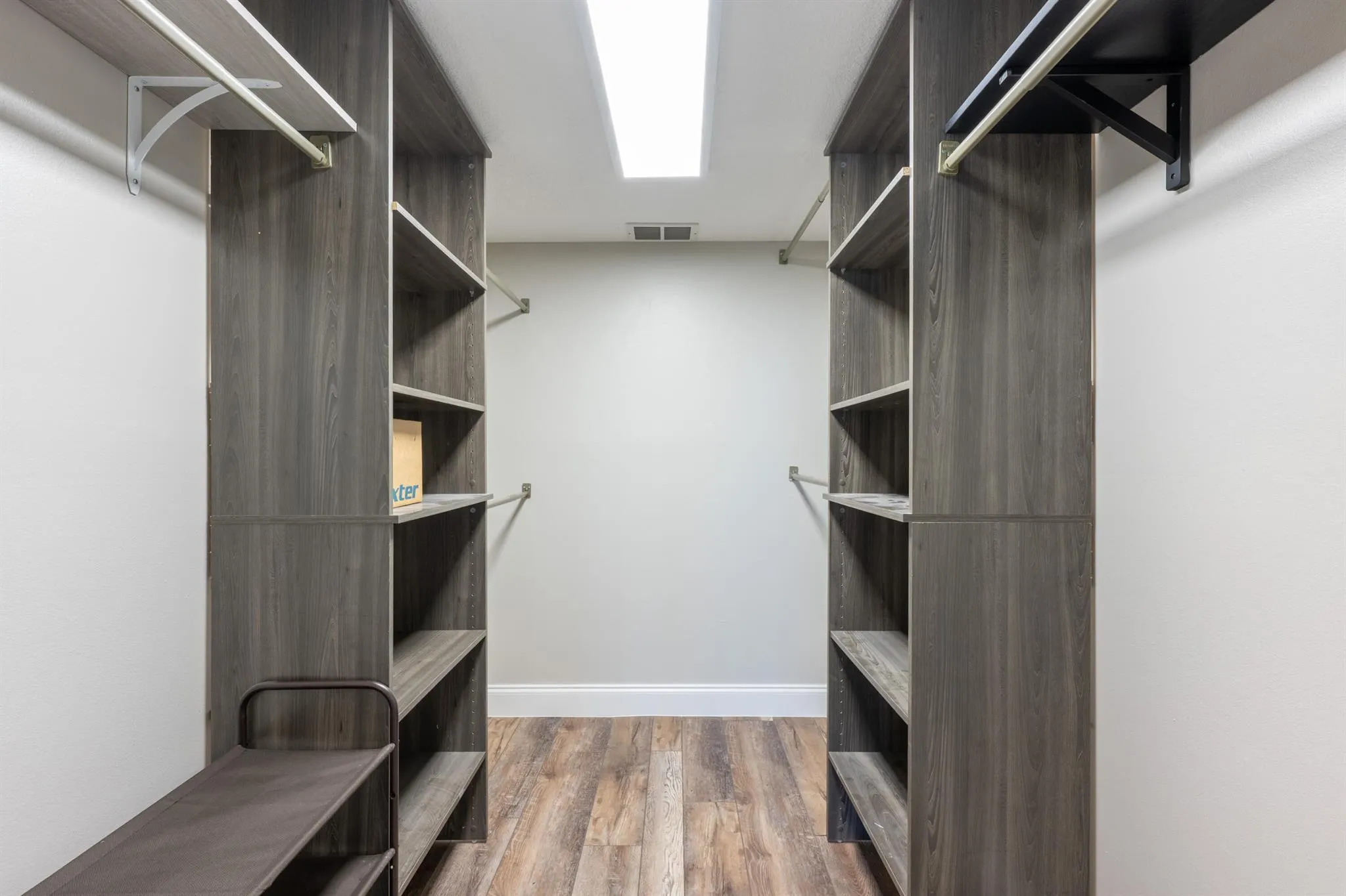 729 Lori Drive, #305