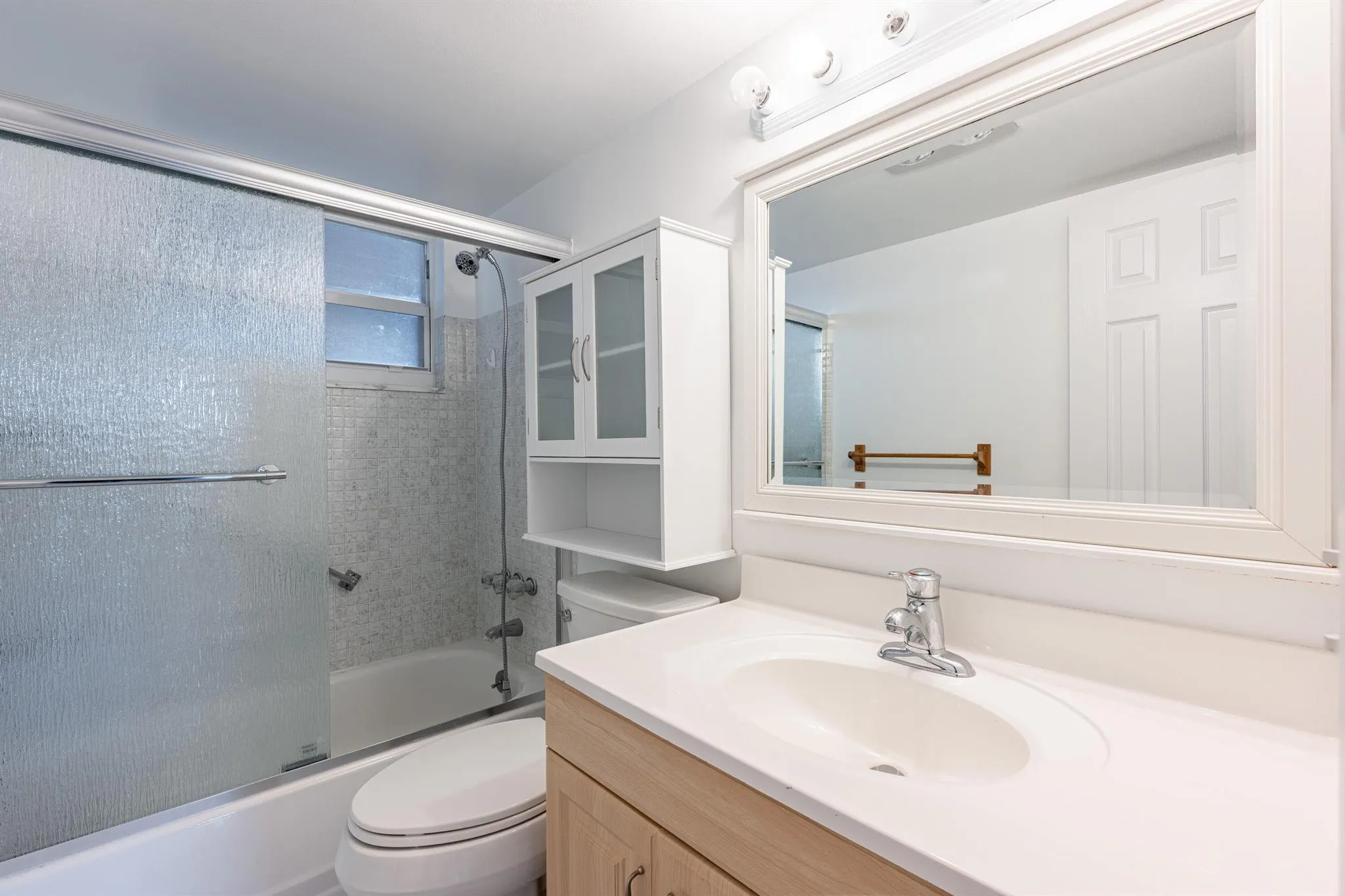 729 Lori Drive, #305