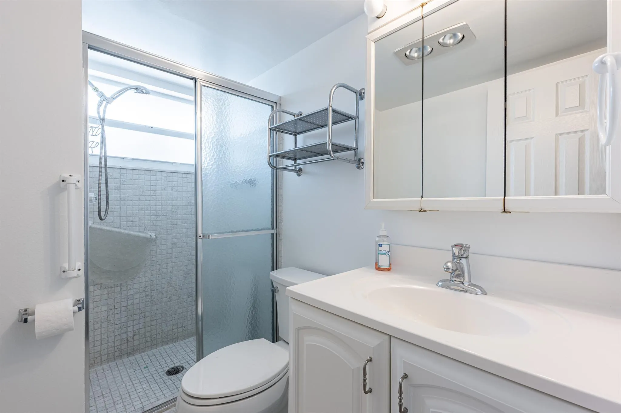 729 Lori Drive, #305