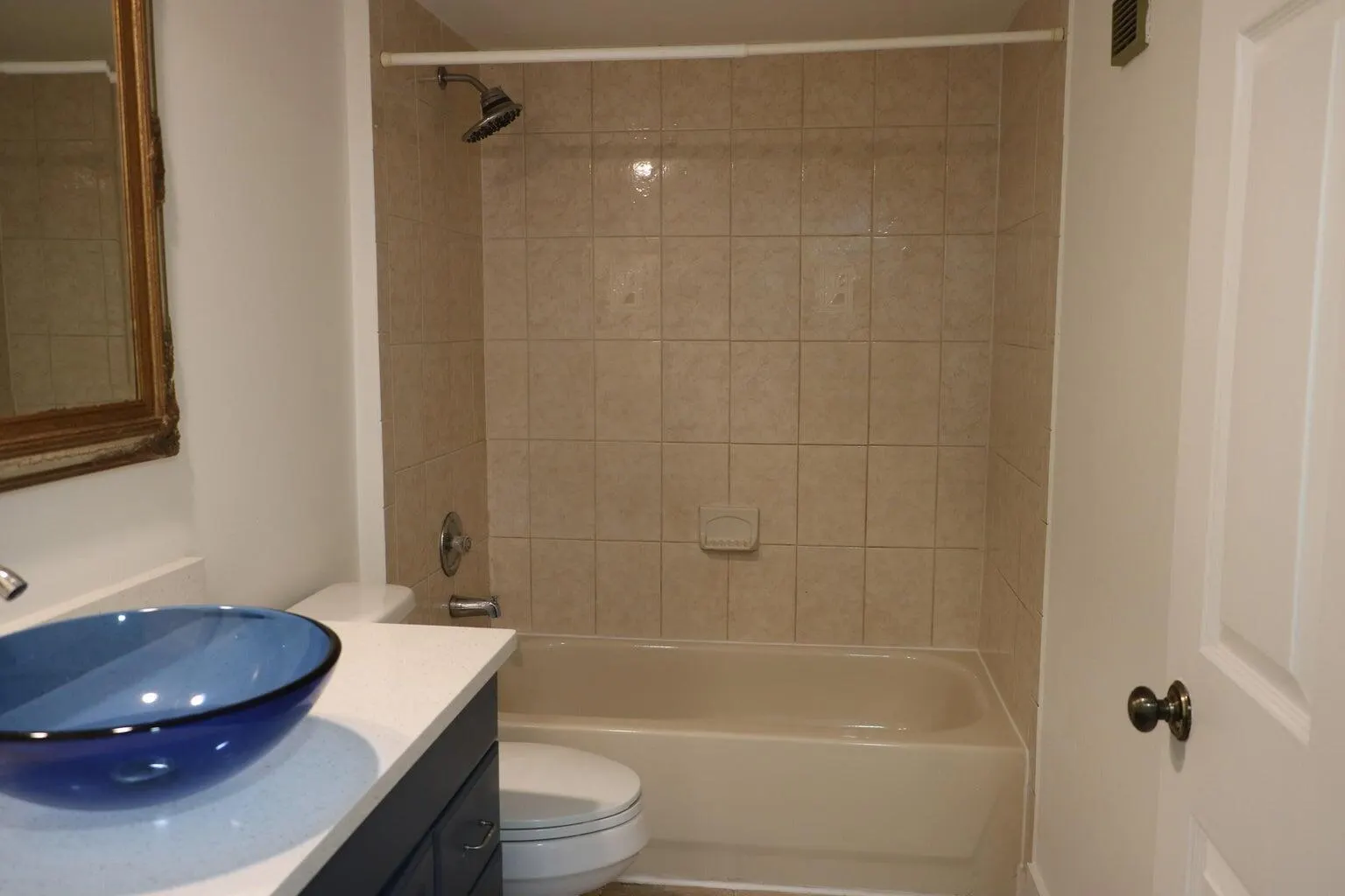 3710 Whitehall Drive, #304