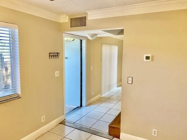 2124 Sherwood Forest Boulevard, #35