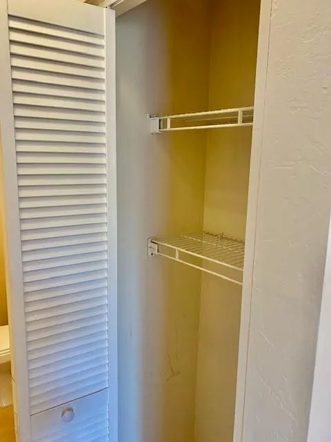 2124 Sherwood Forest Boulevard, #35