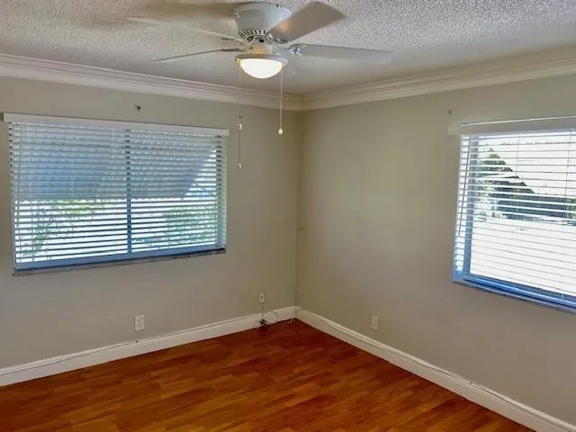 2124 Sherwood Forest Boulevard, #35