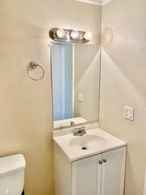 2124 Sherwood Forest Boulevard, #35