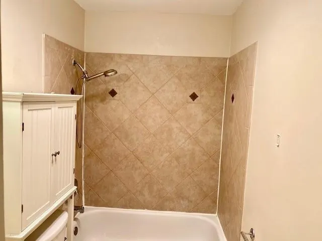 2124 Sherwood Forest Boulevard, #35