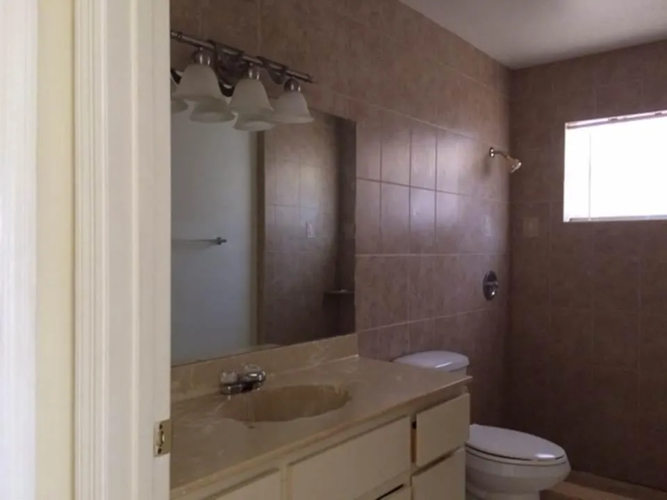 4328 Woodstock Drive, #D
