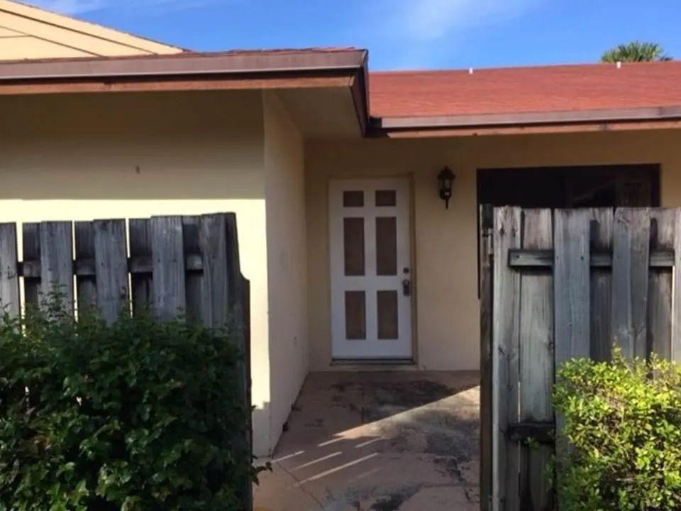 4328 Woodstock Drive, #D