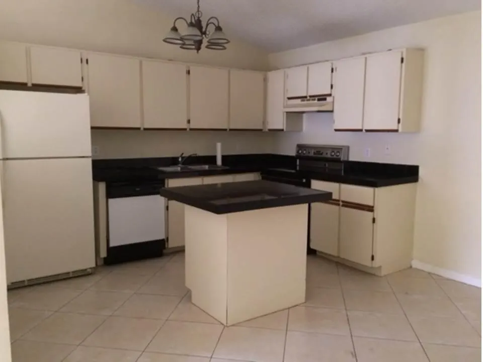 4328 Woodstock Drive, #D