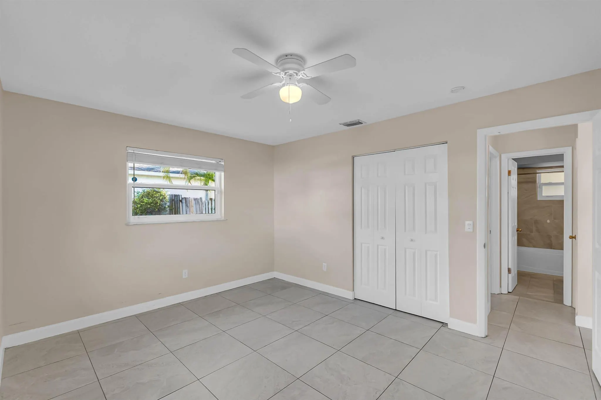 2458 SW Hinchman Street