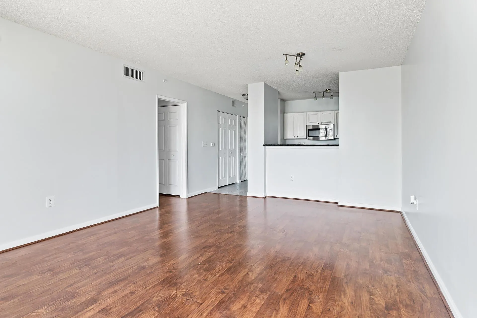 651 Okeechobee 506 Boulevard, #506