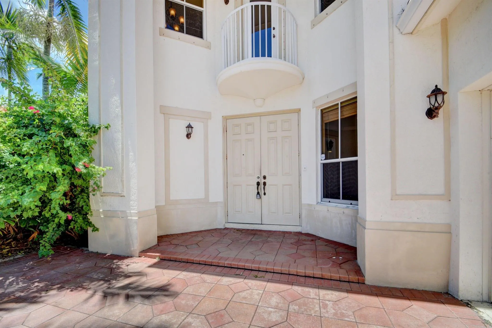 10537 Galleria Street