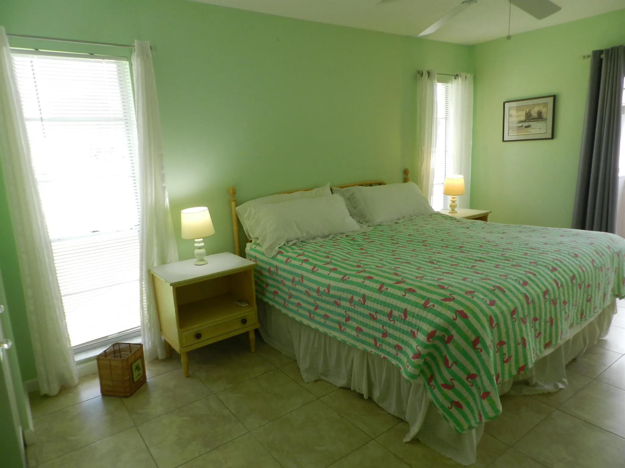 6 Greenway Village N, #202