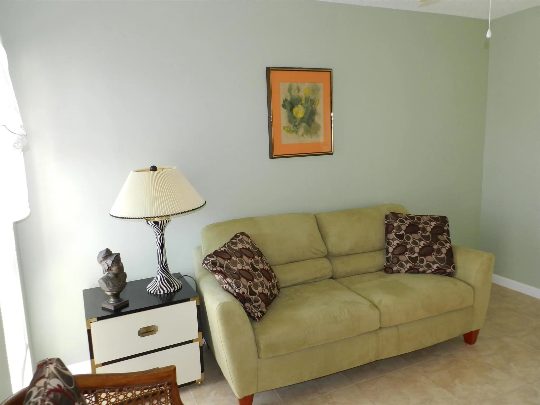 6 Greenway Village N, #202