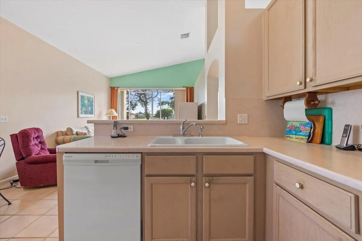 3320 Fairway Oaks Trail